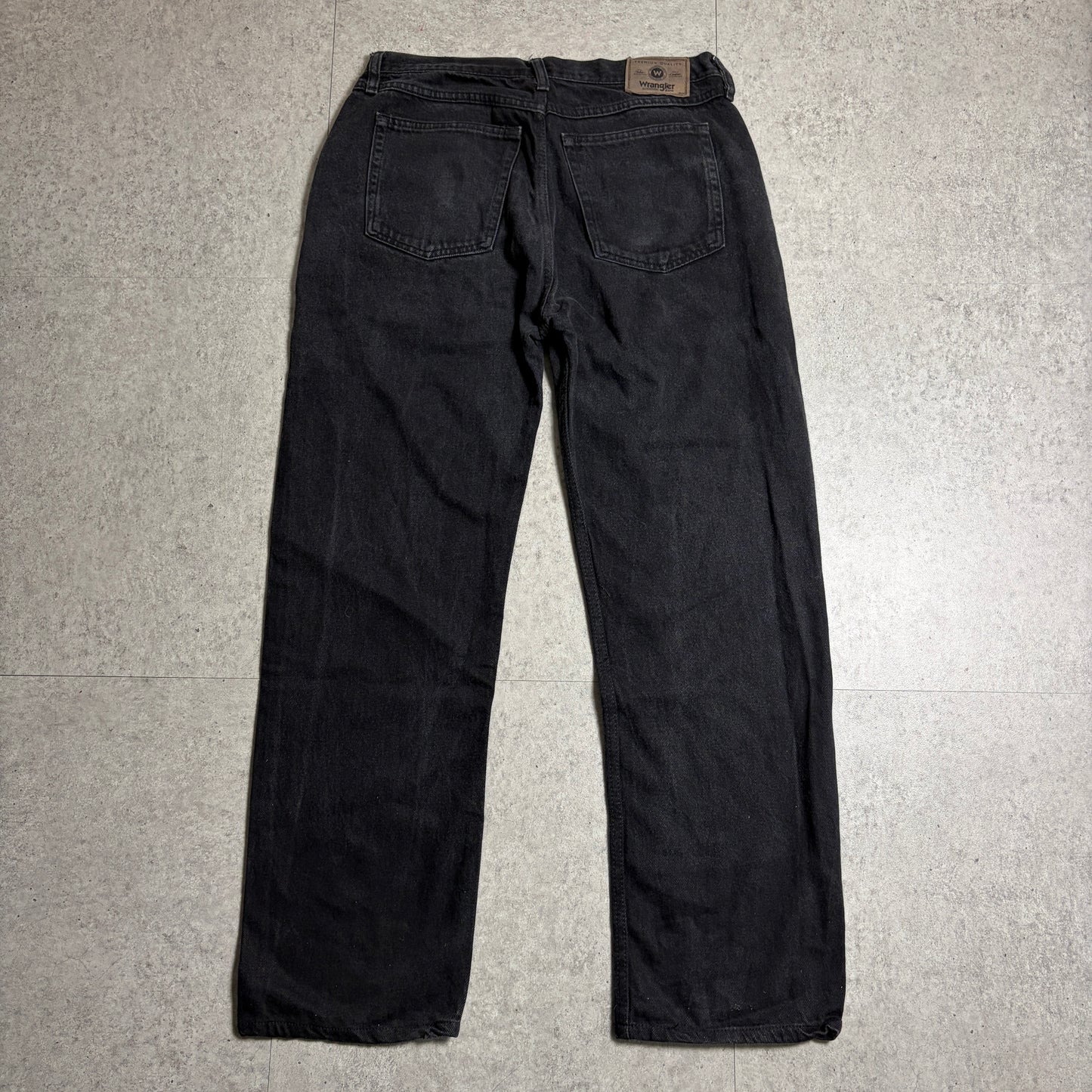 総柄厚手ニットブラックデニムコーデ古着