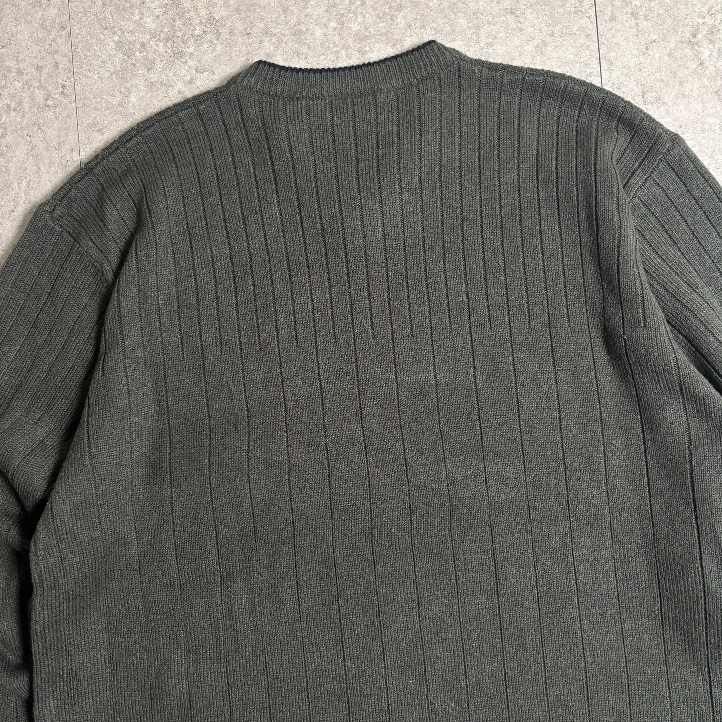 カーキリブニットシティボーイコーデ古着