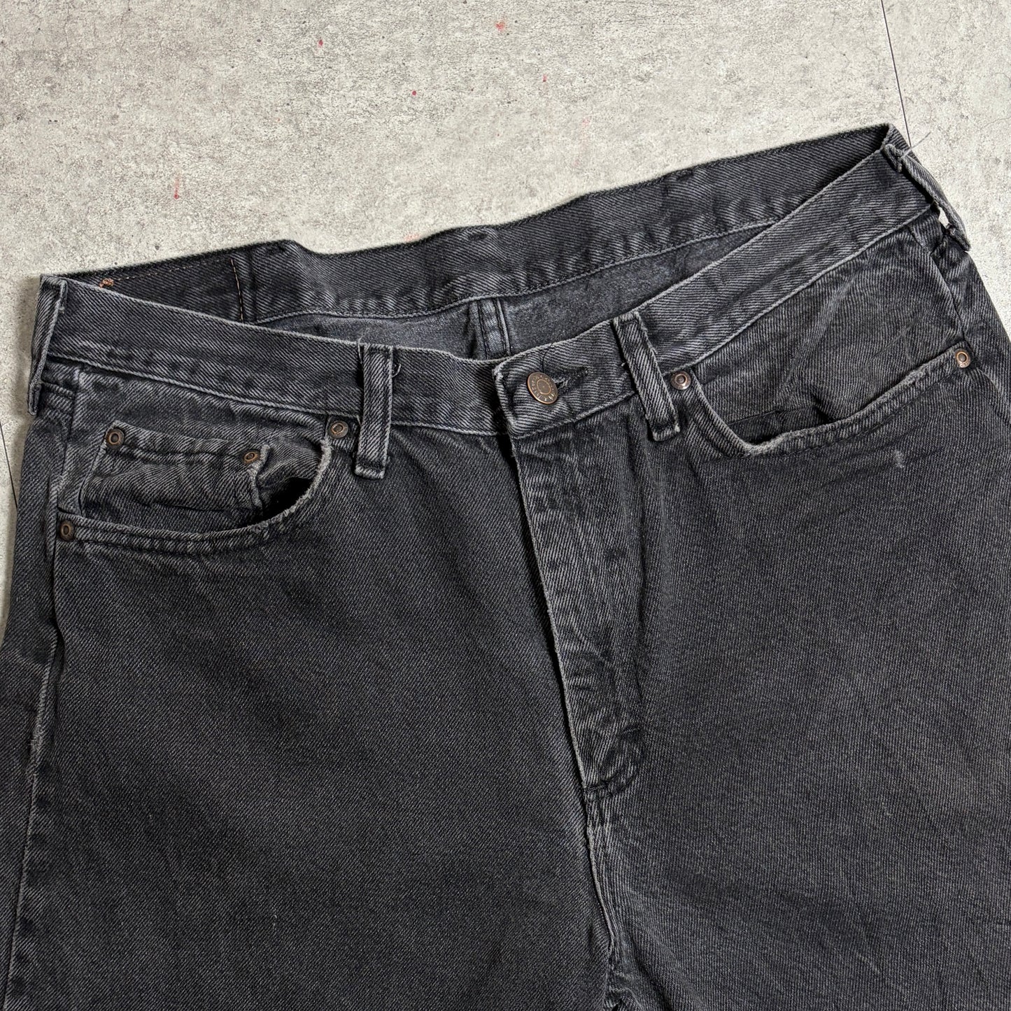 ジャガードニットブラックデニムコーデ古着