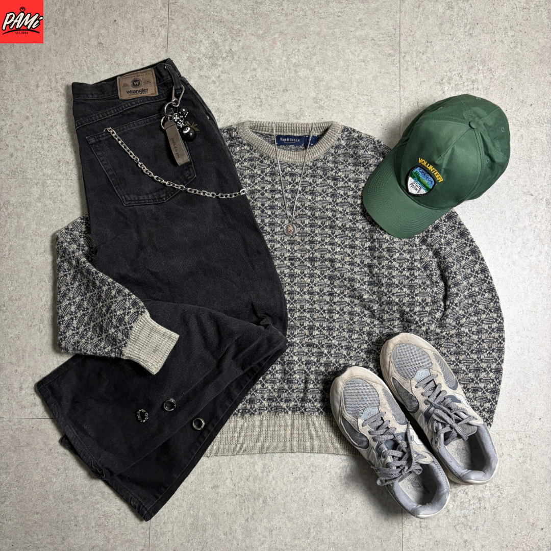 総柄厚手ニットブラックデニムコーデ古着