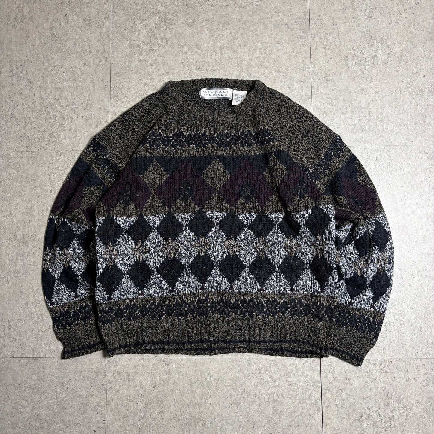 ジャガードニットブラックデニムコーデ古着