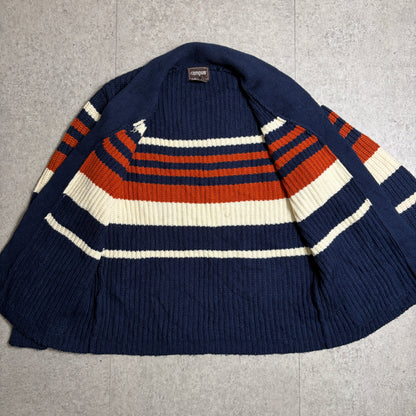 ニットカーデコーデュロイパンツコーデ古着