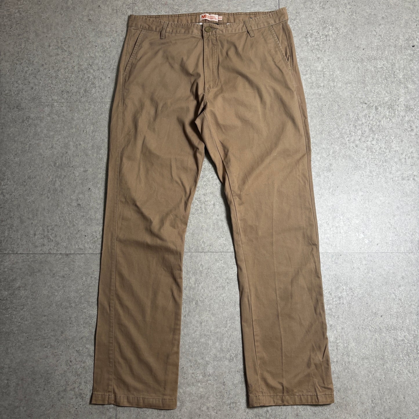 カーキリブニットシティボーイコーデ古着