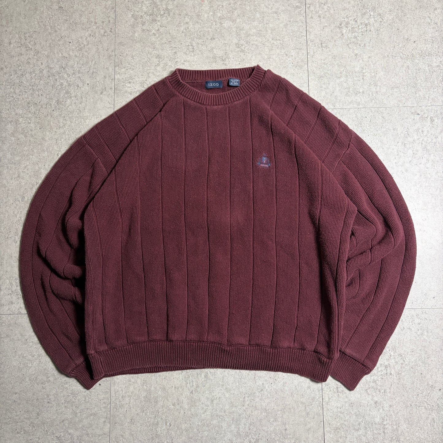 バーガンディニットミリタリーコーデ古着