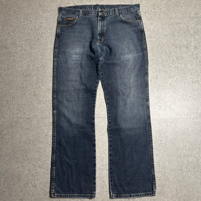 Championフーディーストリートコーデ古着