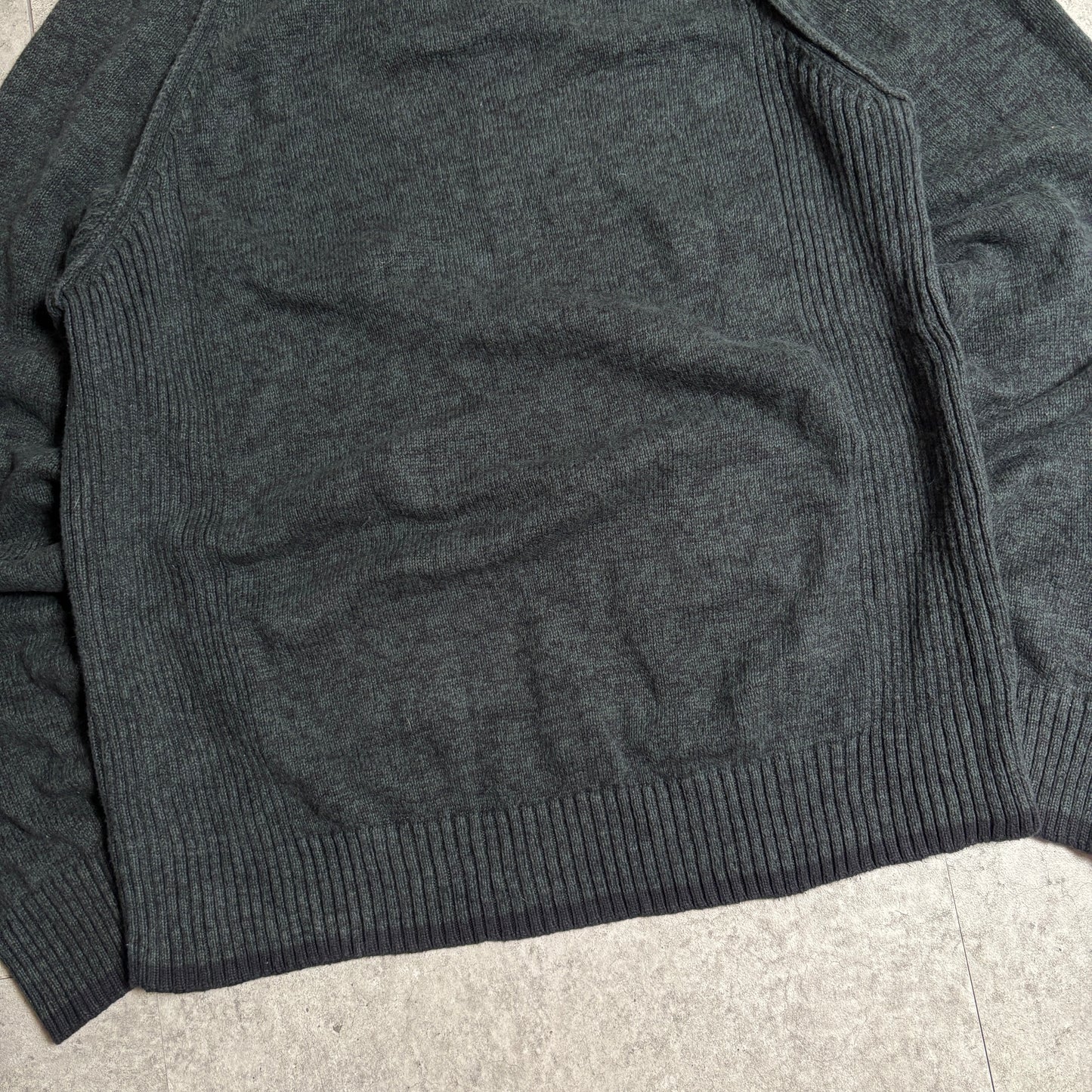 ハーフジップニットシティボーイコーデ古着