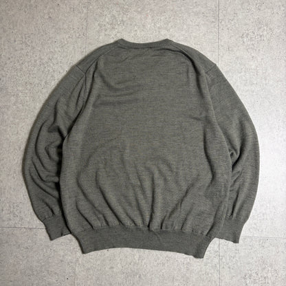 ニットコーデュロイパンツコーデ古着