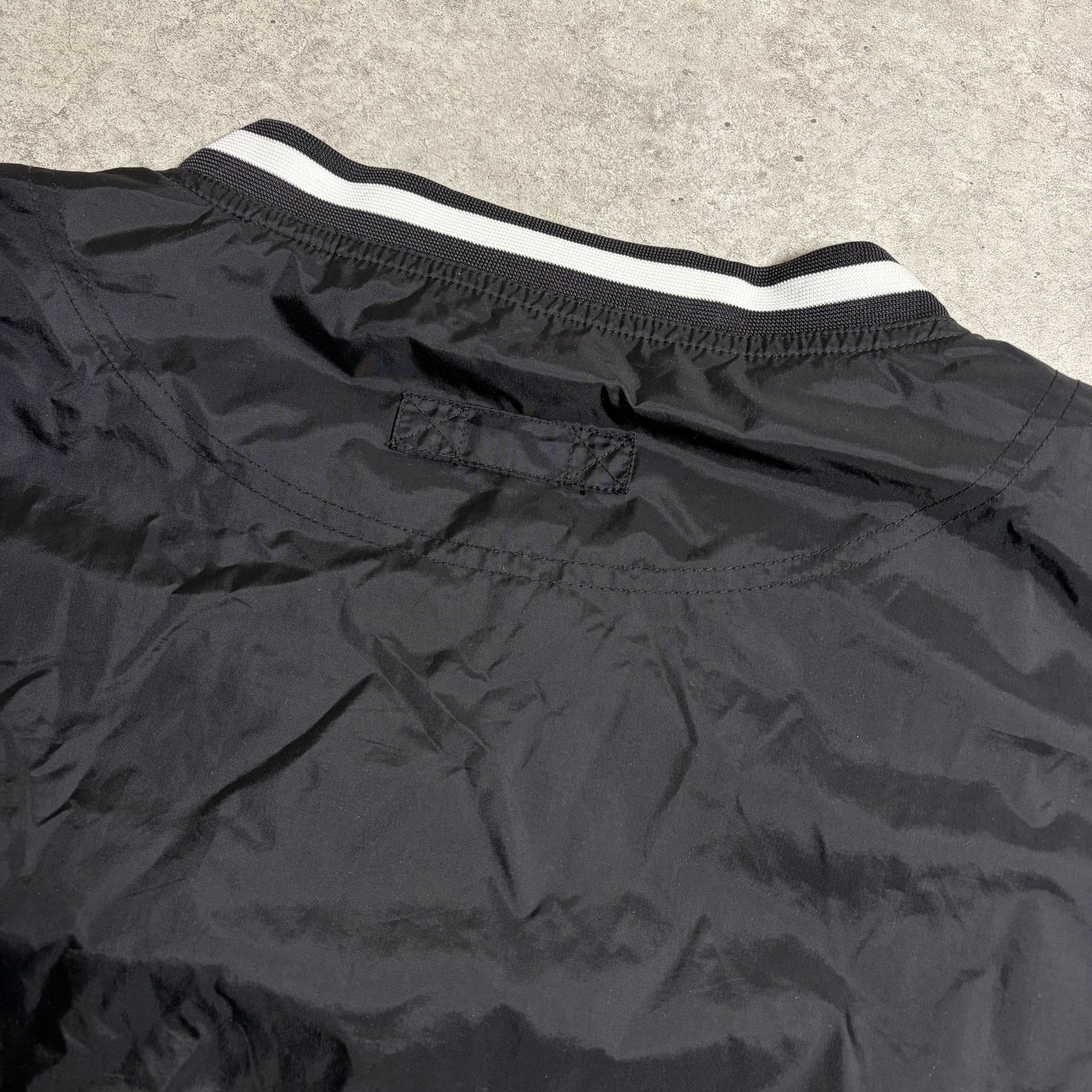 ナイロンプルオーバーブラックデニムストリートコーデ古着