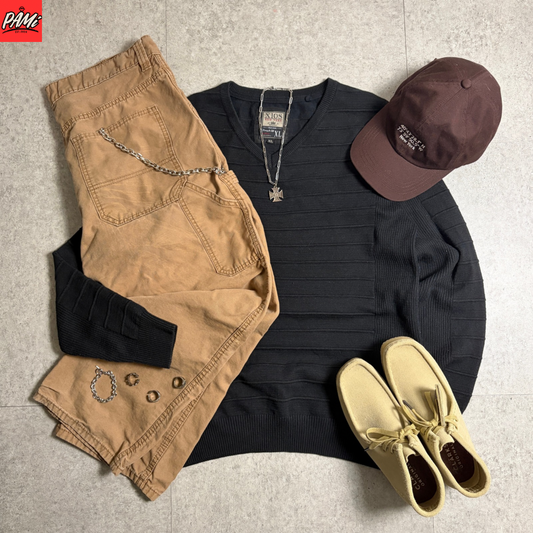 Vネックコットンニットダックパンツコーデ古着