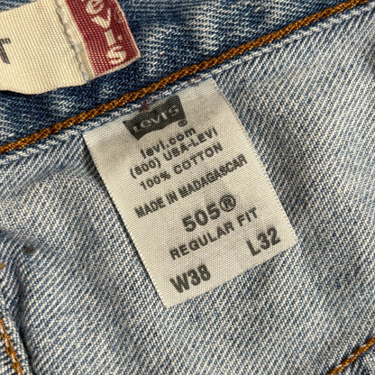 ミッキー耳付きフーディーコーデ古着