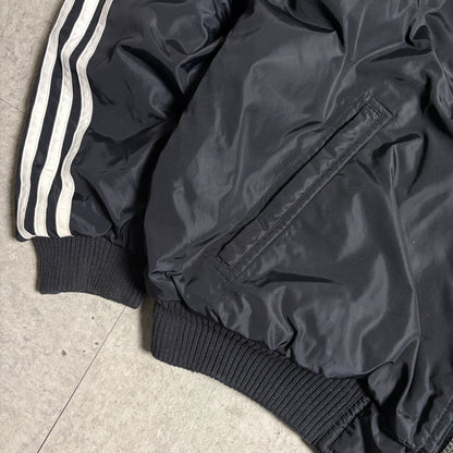adidasリバーシブルパーカーコーデ古着