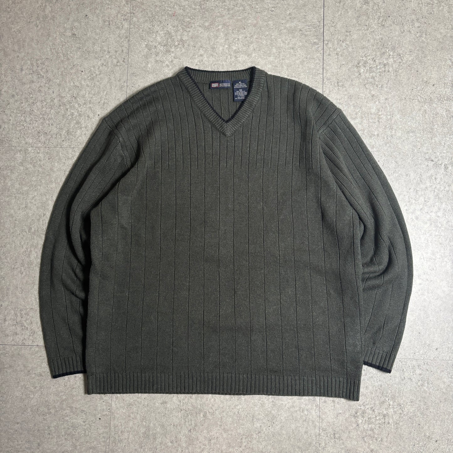 カーキリブニットシティボーイコーデ古着