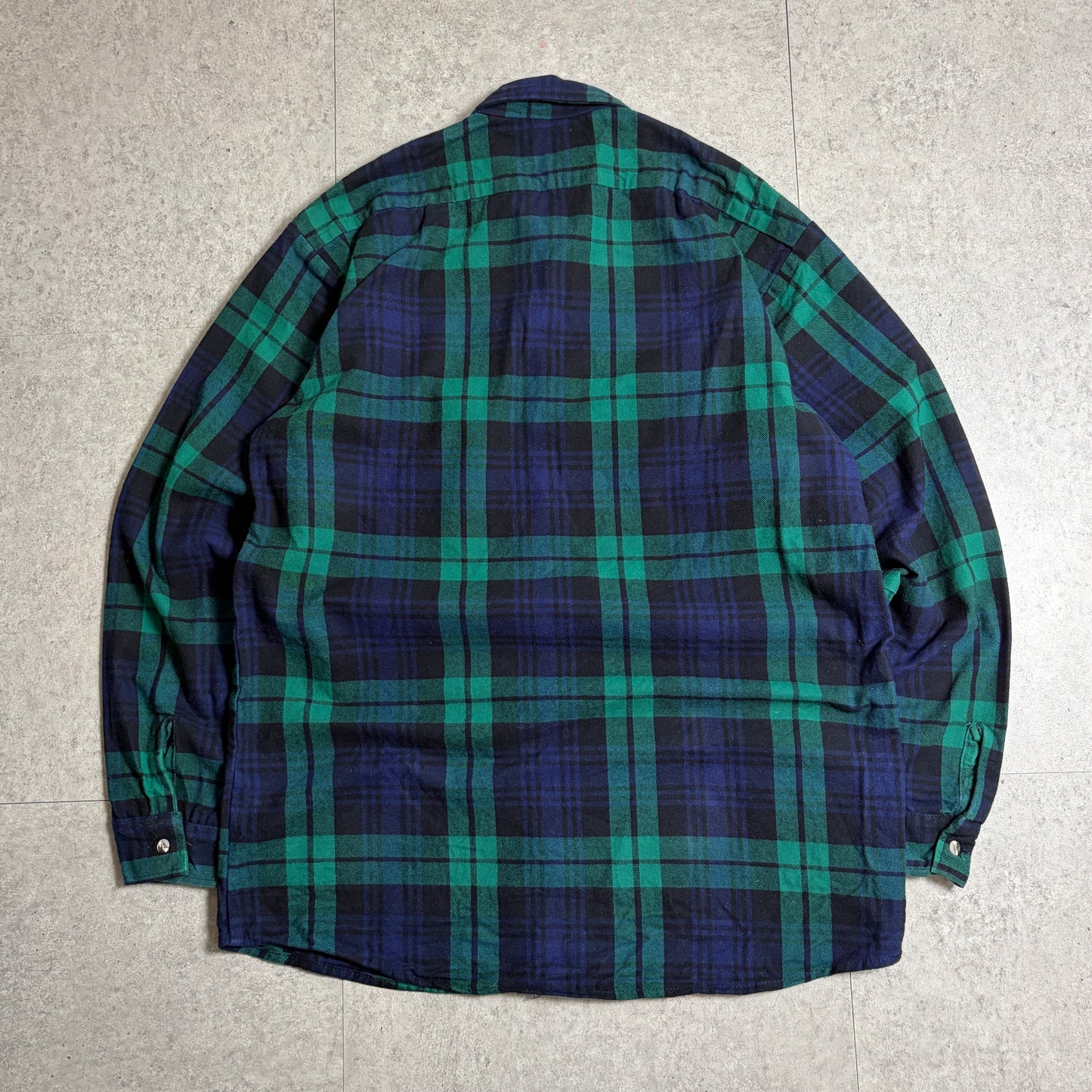 ネルシャツブラックデニムアメカジコーデ古着