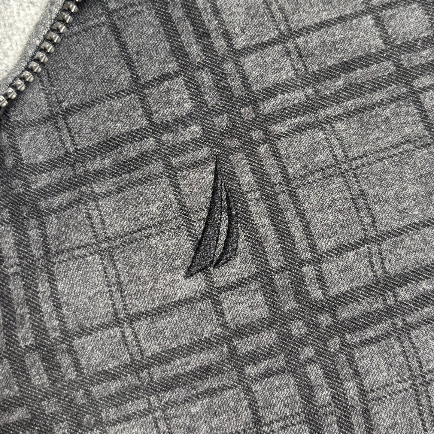 NAUTICAハーフジップシティボーイコーデ古着