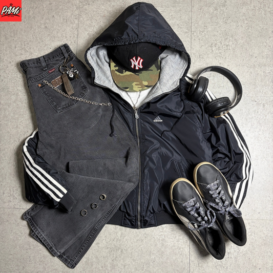 adidasリバーシブルパーカーコーデ古着