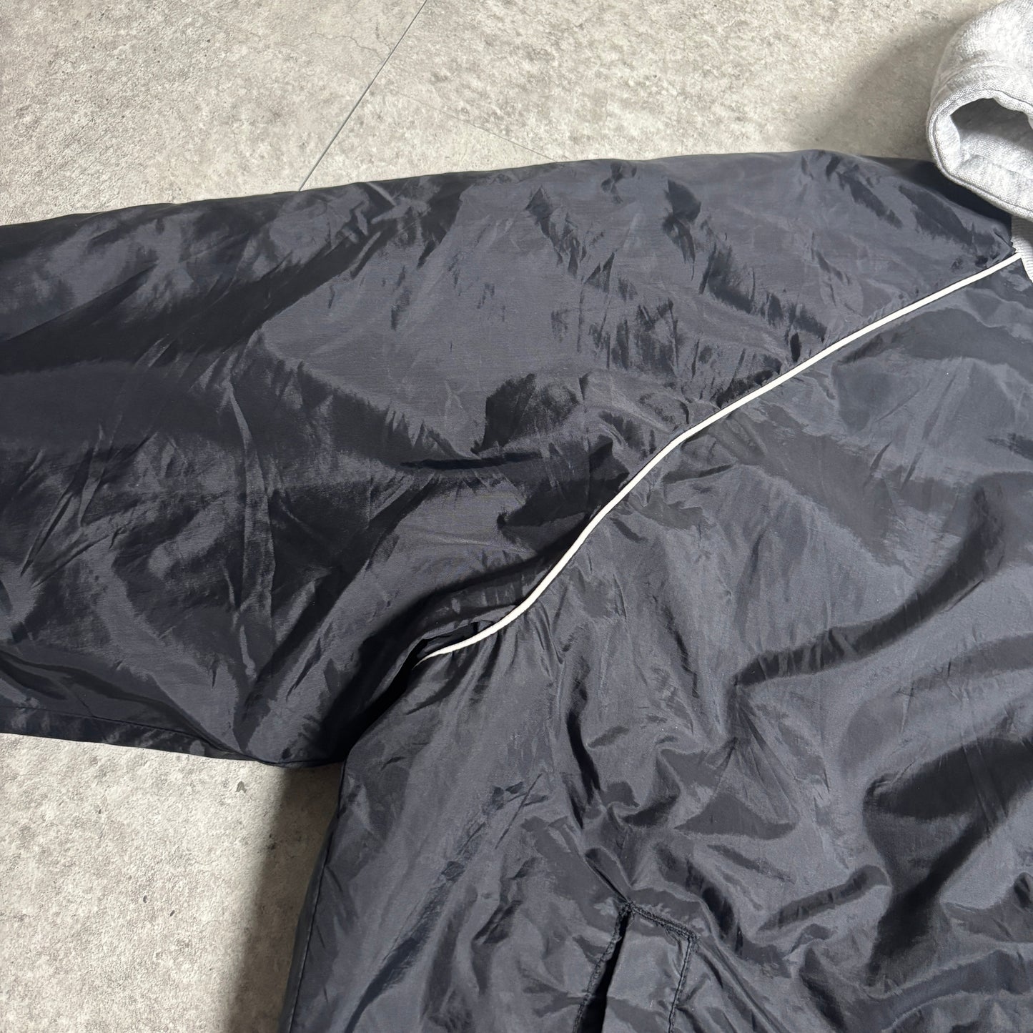 フード付きナイロンブルゾン短丈ストリートコーデ古着