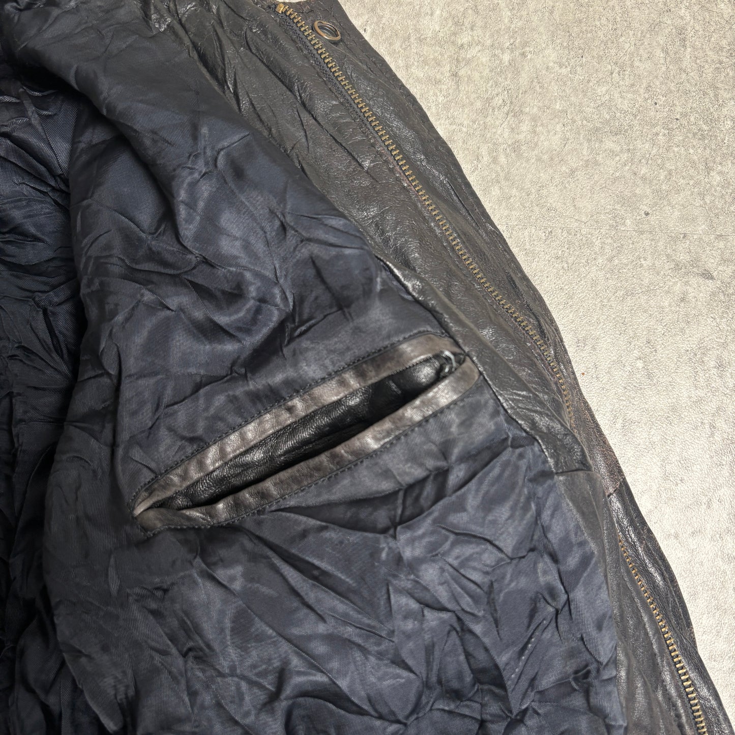 レザージャケットシティボーイコーデ古着