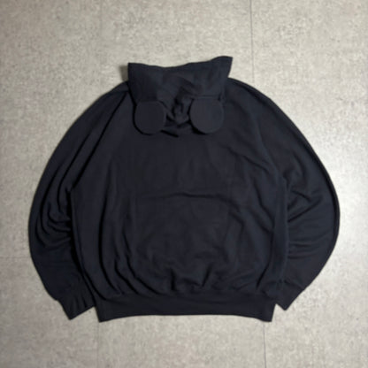 ミッキー耳付きフーディーコーデ古着