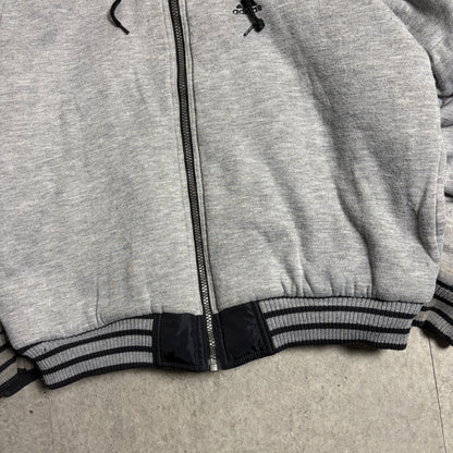 adidasリバーシブルパーカーコーデ古着