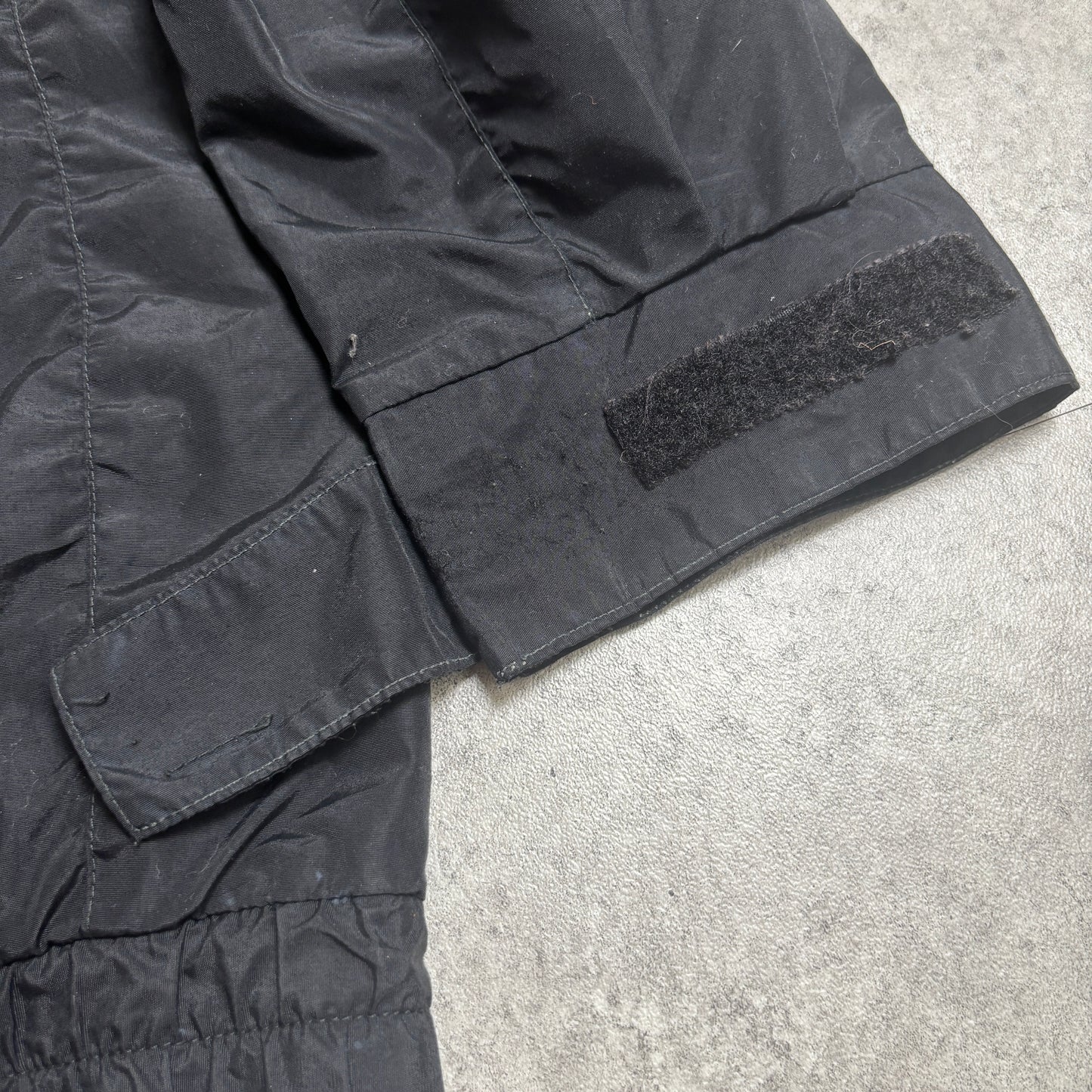 Colombiaアウトドアシティストリートコーデ古着