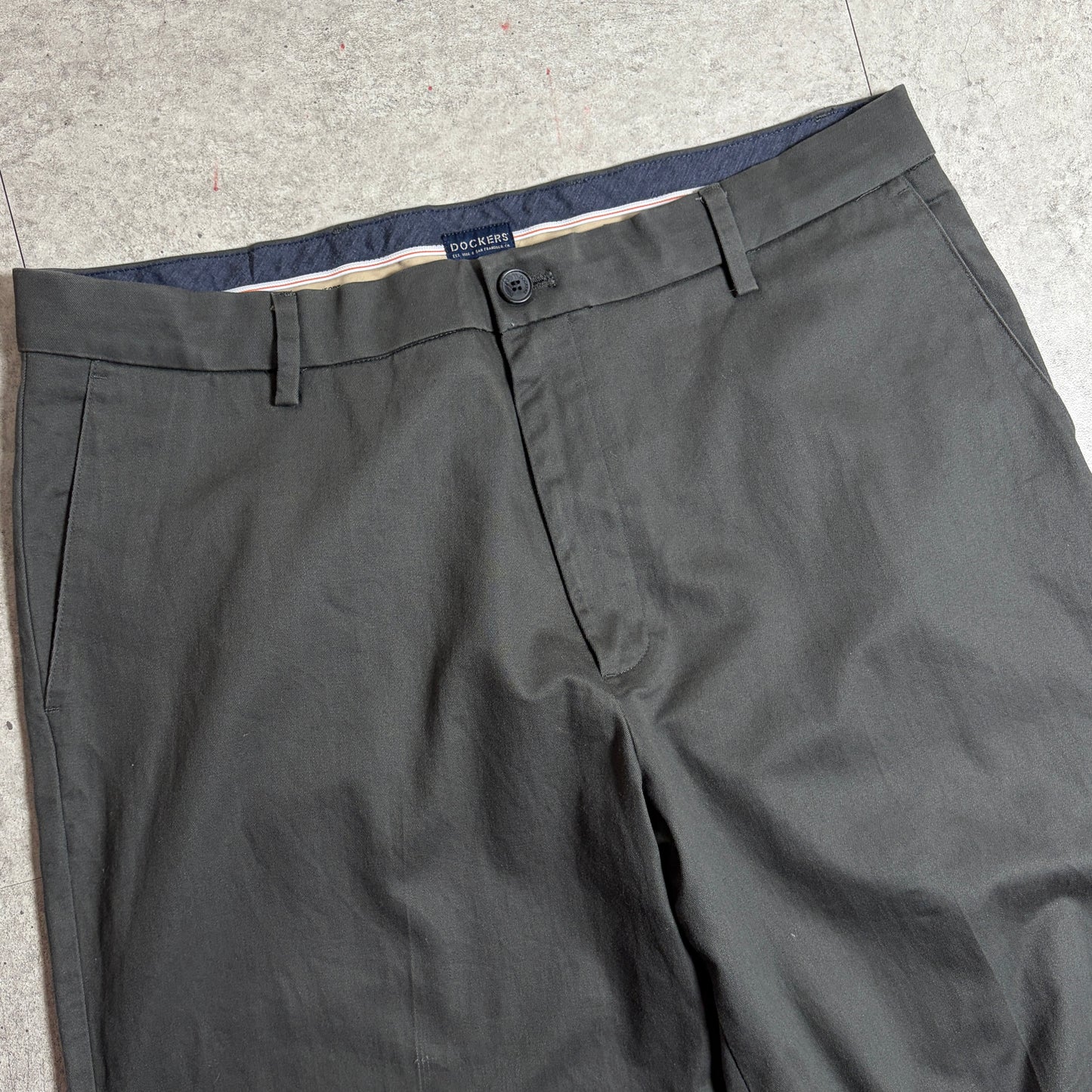 総柄ニットスラックスシティボーイコーデ古着