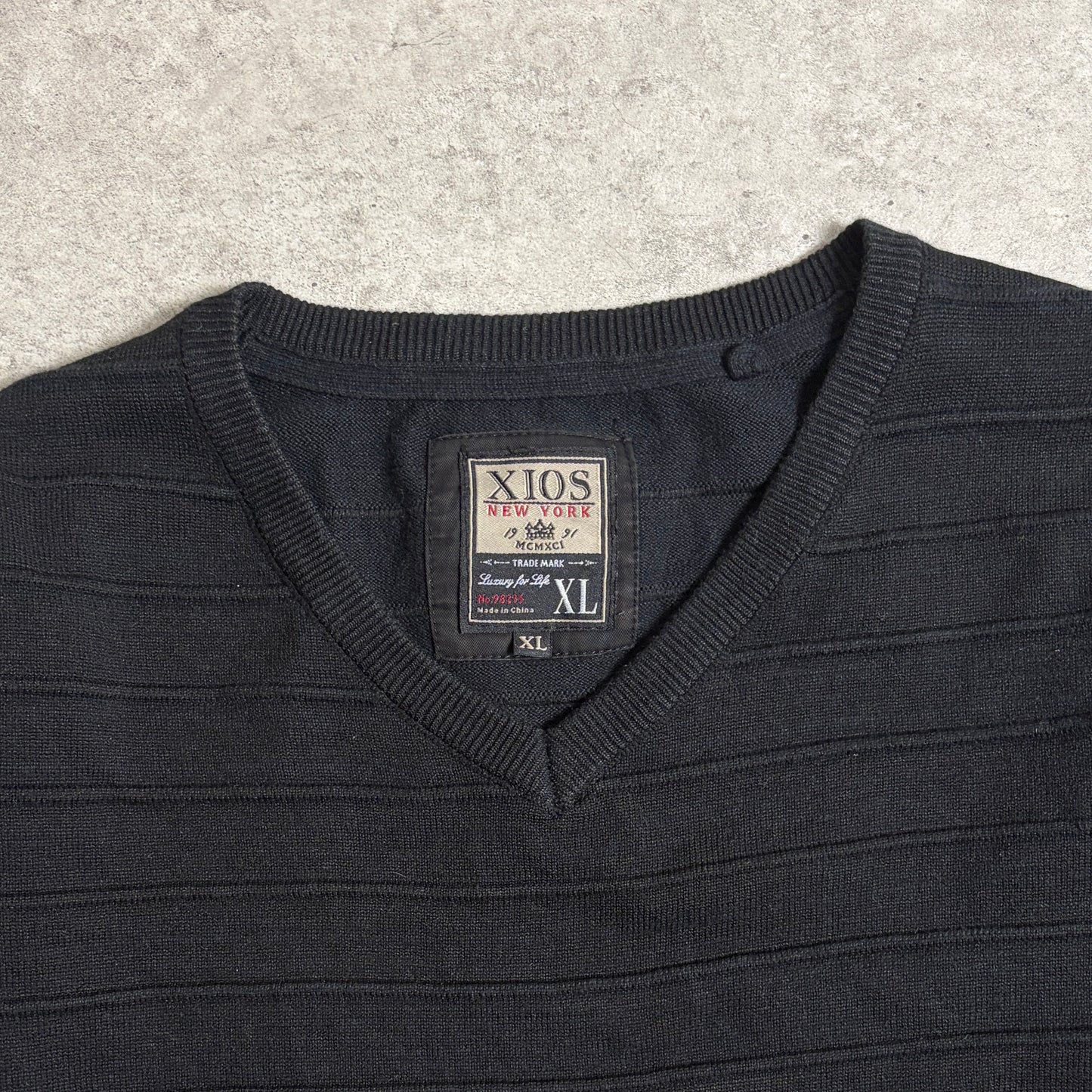 Vネックコットンニットダックパンツコーデ古着