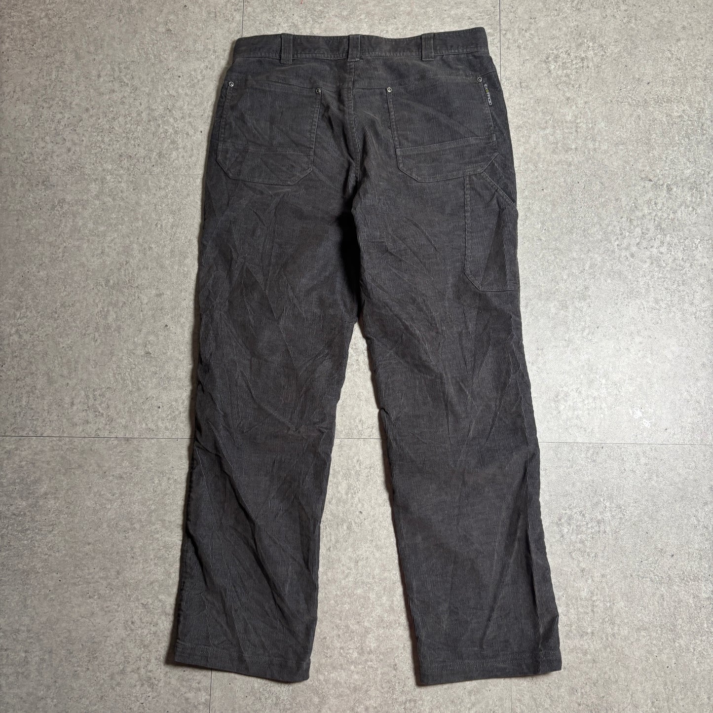 NAUTICAニットシティボーイコーデ古着