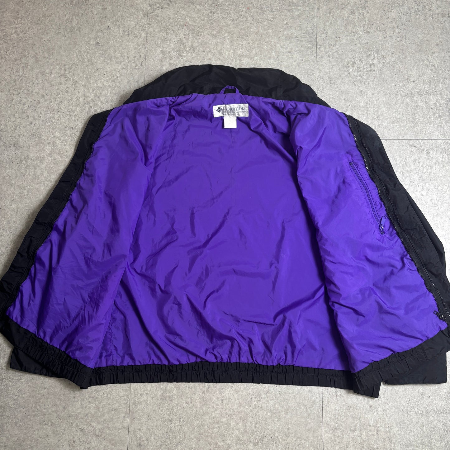 Colombiaアウトドアシティストリートコーデ古着