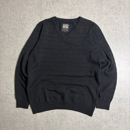 Vネックコットンニットダックパンツコーデ古着