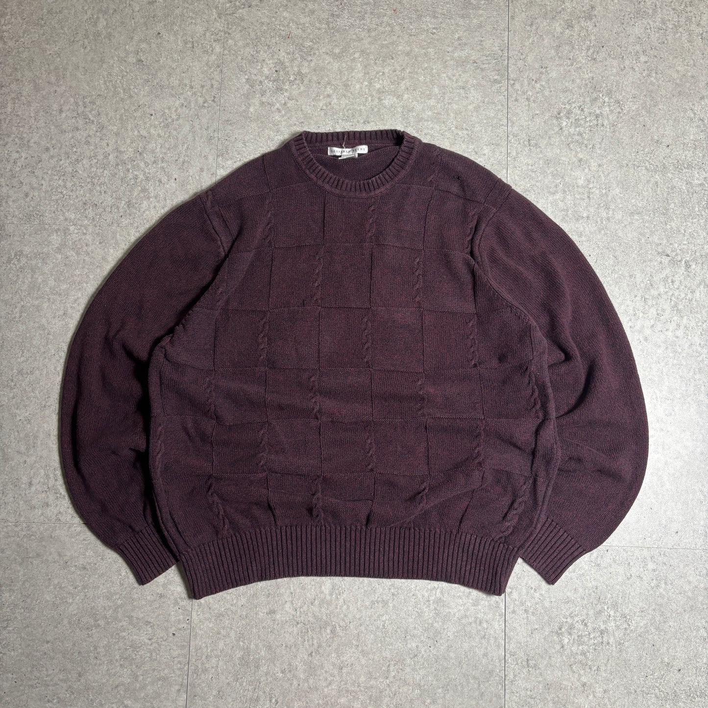 バーガンディニットシティボーイコーデ古着