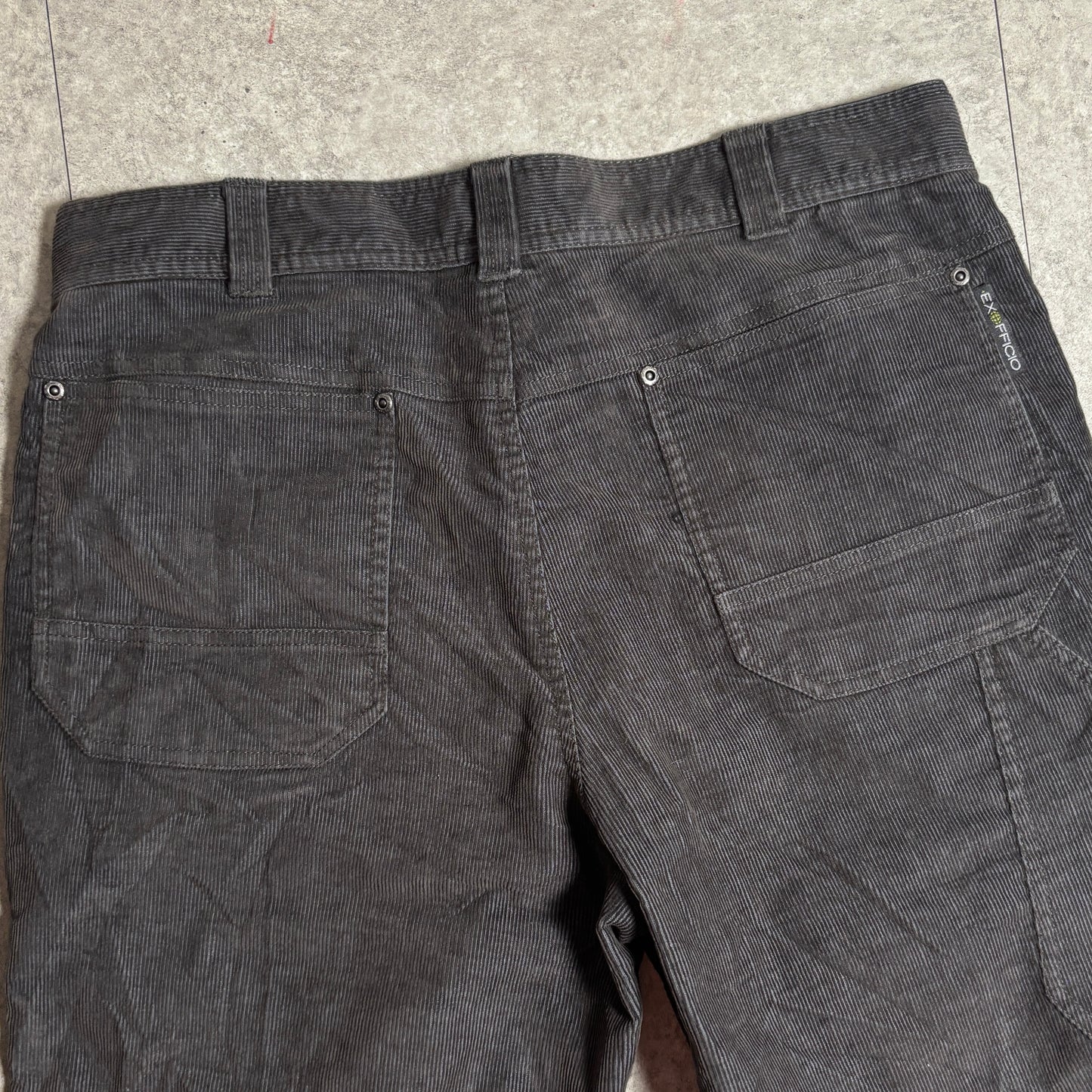 NAUTICAニットシティボーイコーデ古着