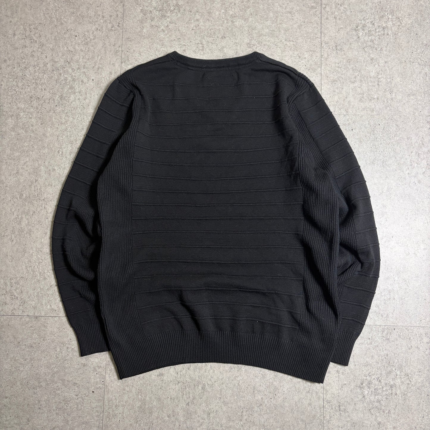 Vネックコットンニットダックパンツコーデ古着