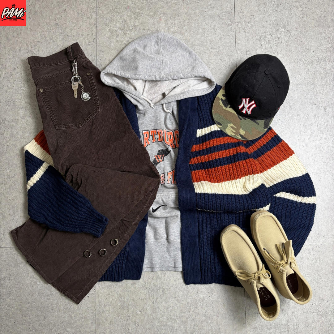 ニットカーデコーデュロイパンツコーデ古着