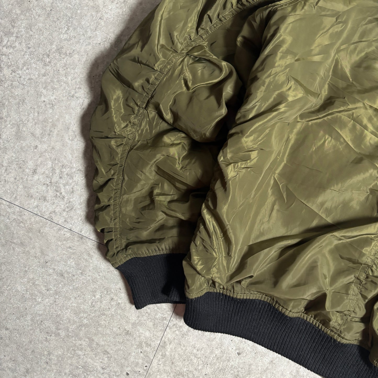 ワッペン付MA-1ストリートコーデ古着