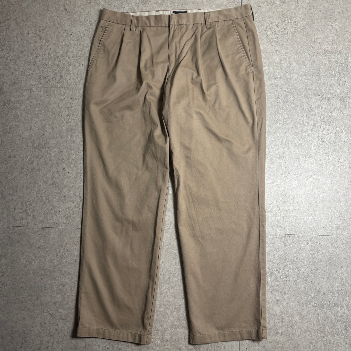 ゴッホプリントニットシティボーイコーデ古着