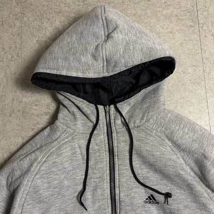 adidasリバーシブルパーカーコーデ古着