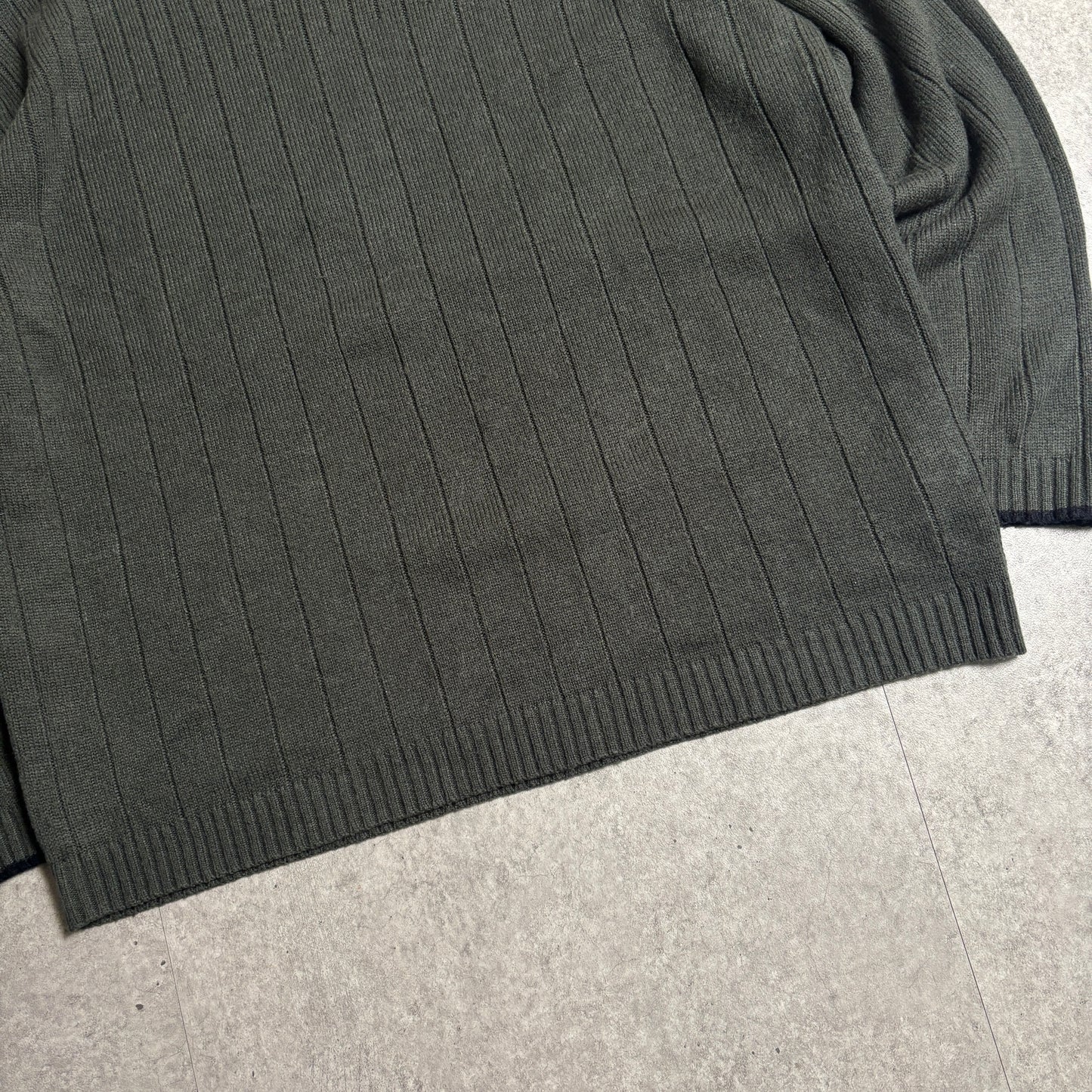 カーキリブニットシティボーイコーデ古着