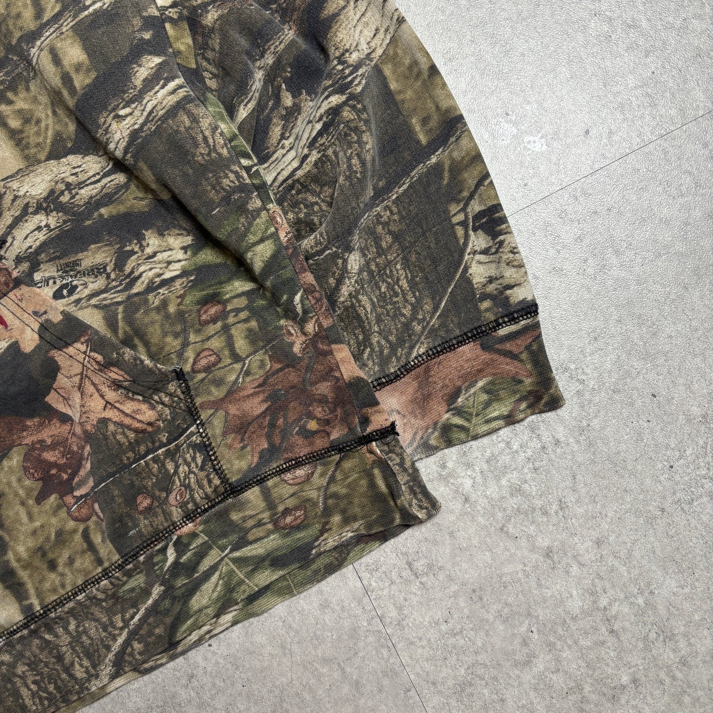 リアルツリーフーディーストリートコーデ古着