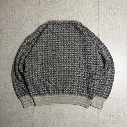 総柄厚手ニットブラックデニムコーデ古着