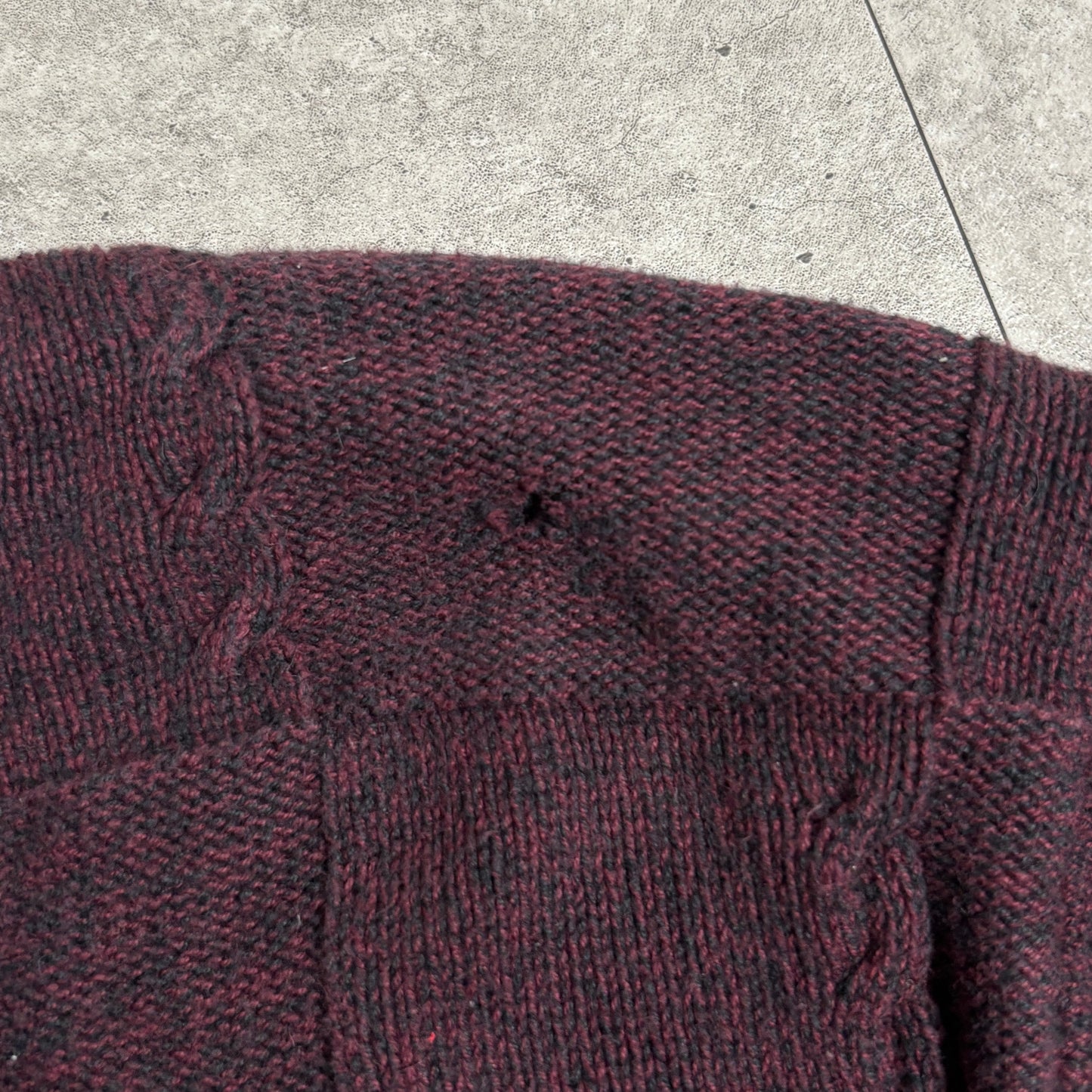 バーガンディニットシティボーイコーデ古着