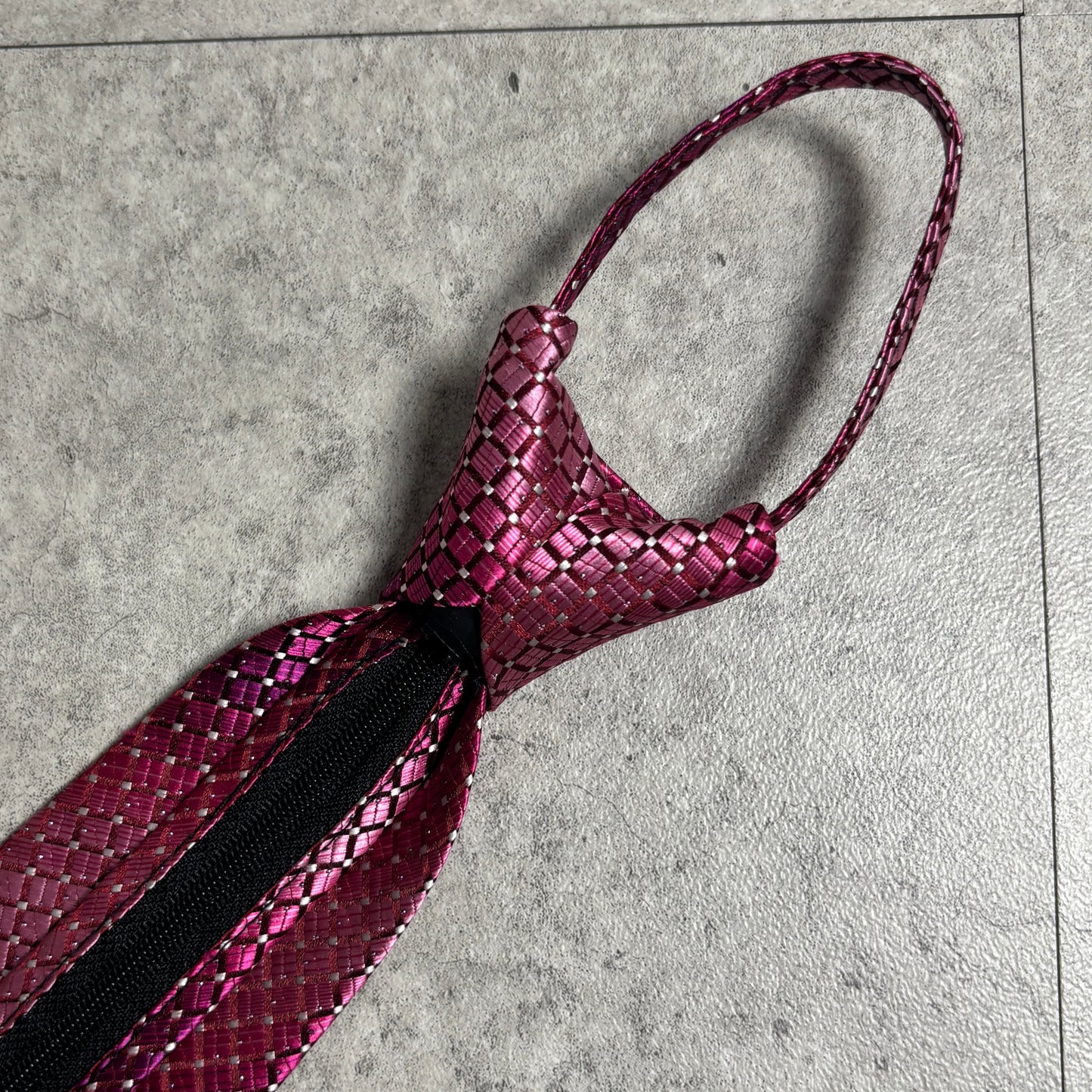 ワンタッチジップネクタイ濃ピンクグラデストリートシティボーイ古着