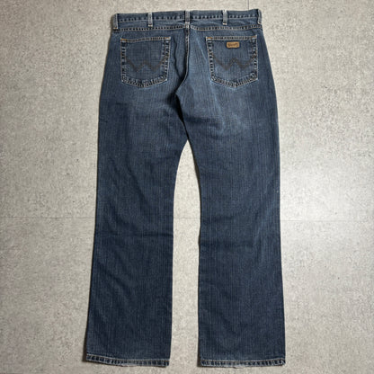 Championフーディーストリートコーデ古着