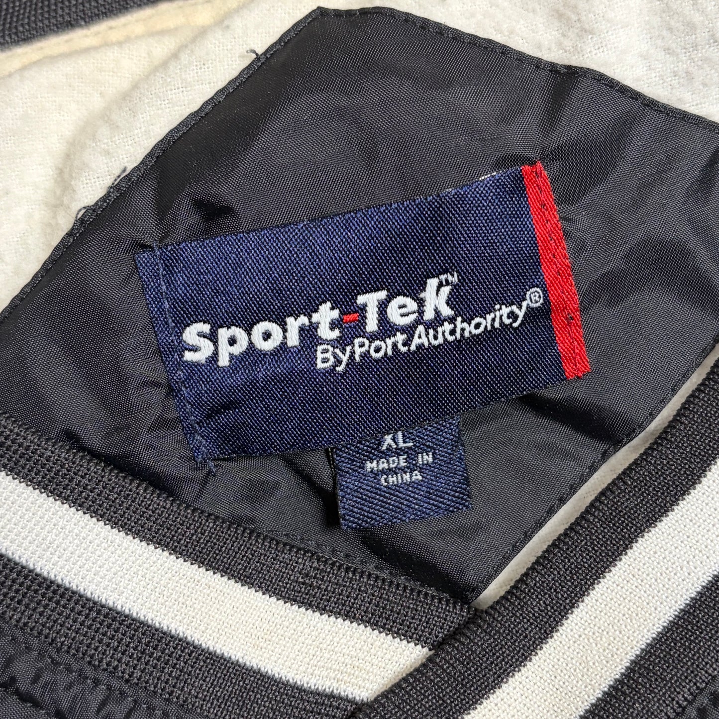 ナイロンプルオーバーブラックデニムストリートコーデ古着