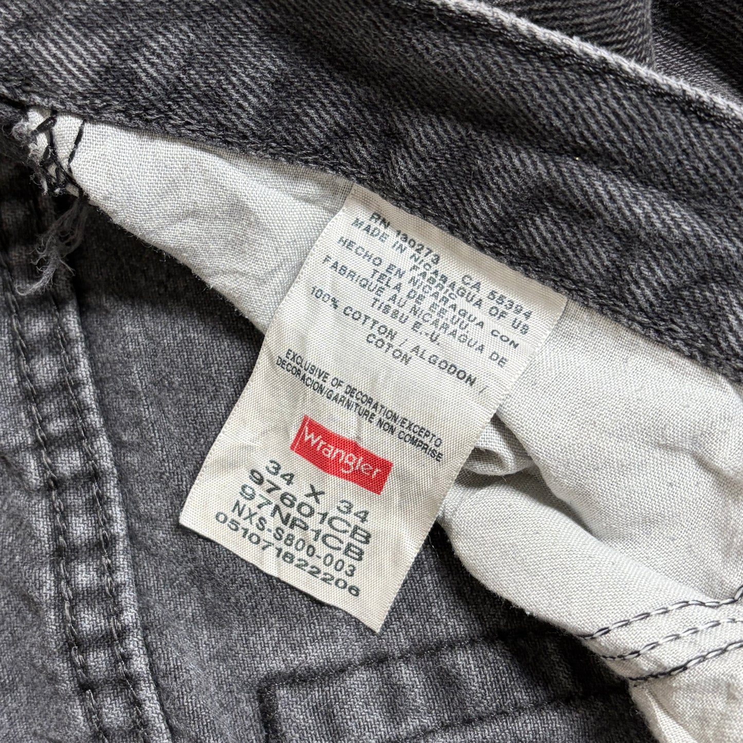 ジャガードニットブラックデニムコーデ古着