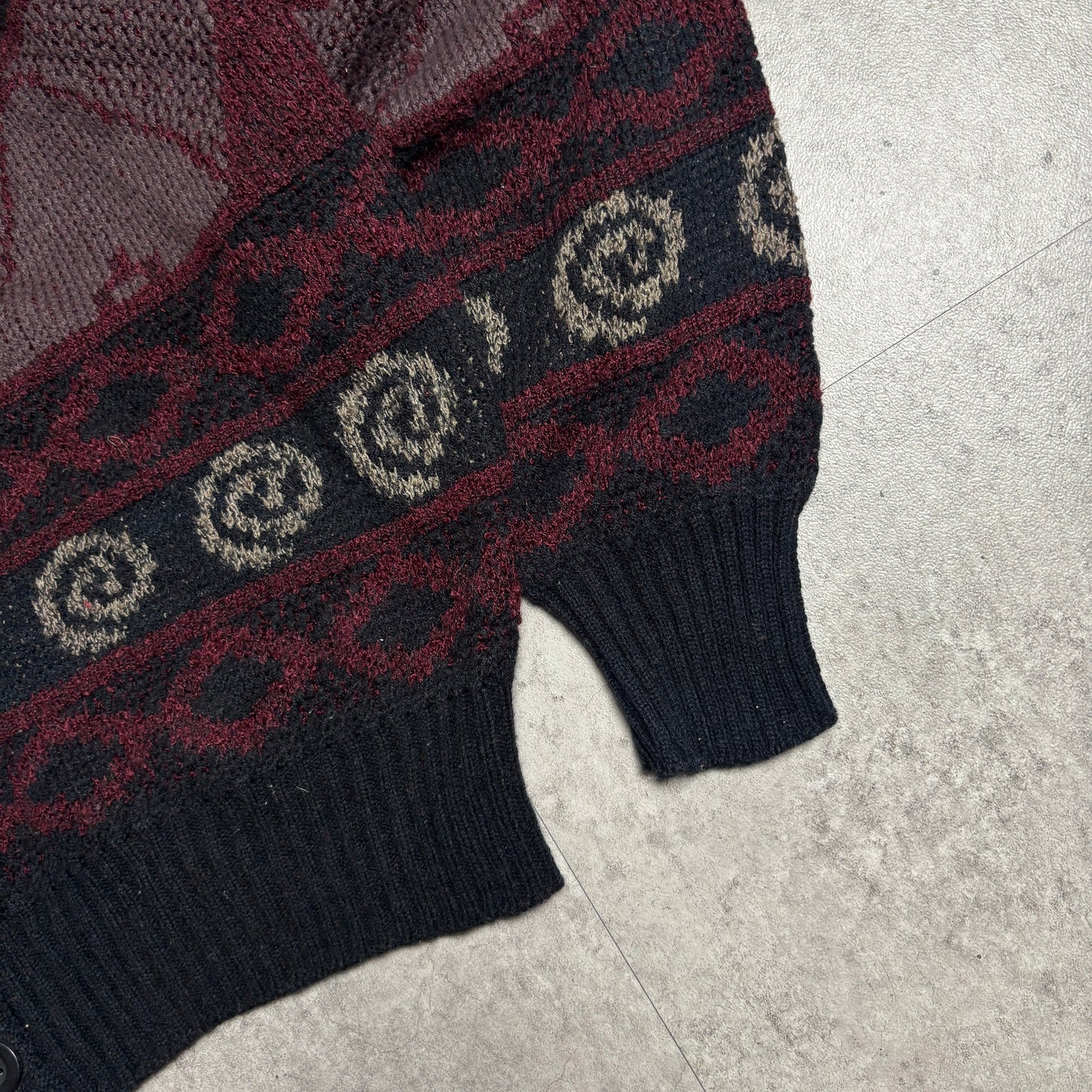 総柄ニットカーデシティボーイコーデ古着