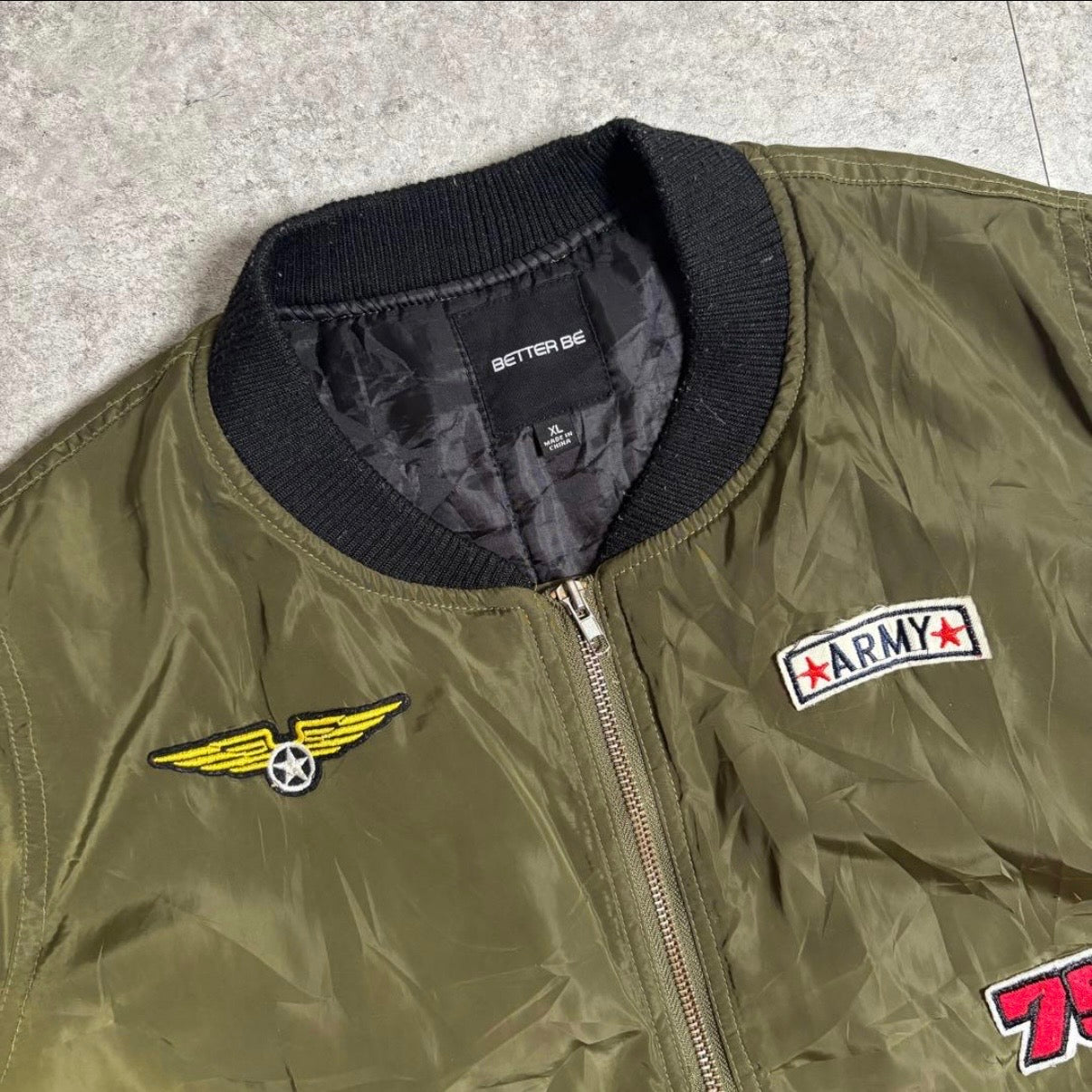 ワッペン付MA-1ストリートコーデ古着