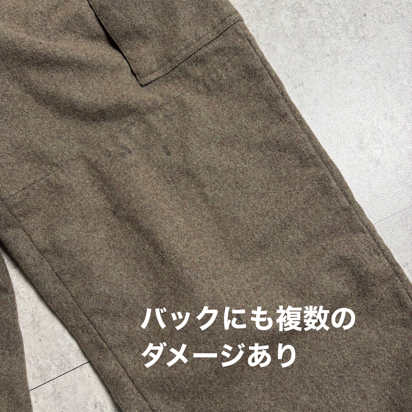 バーガンディニットミリタリーコーデ古着